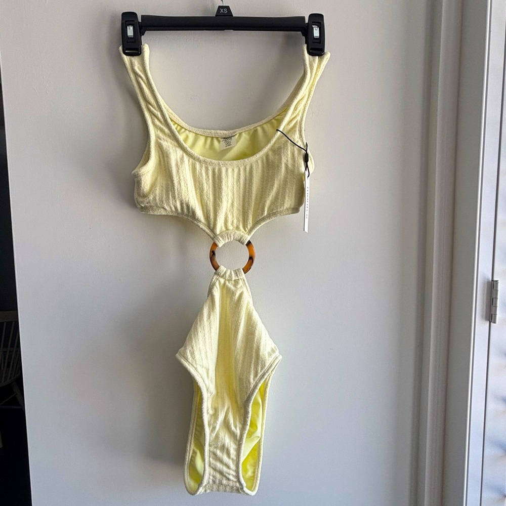 Montce, one piece swimsuit, butter 🧈 cream, XS